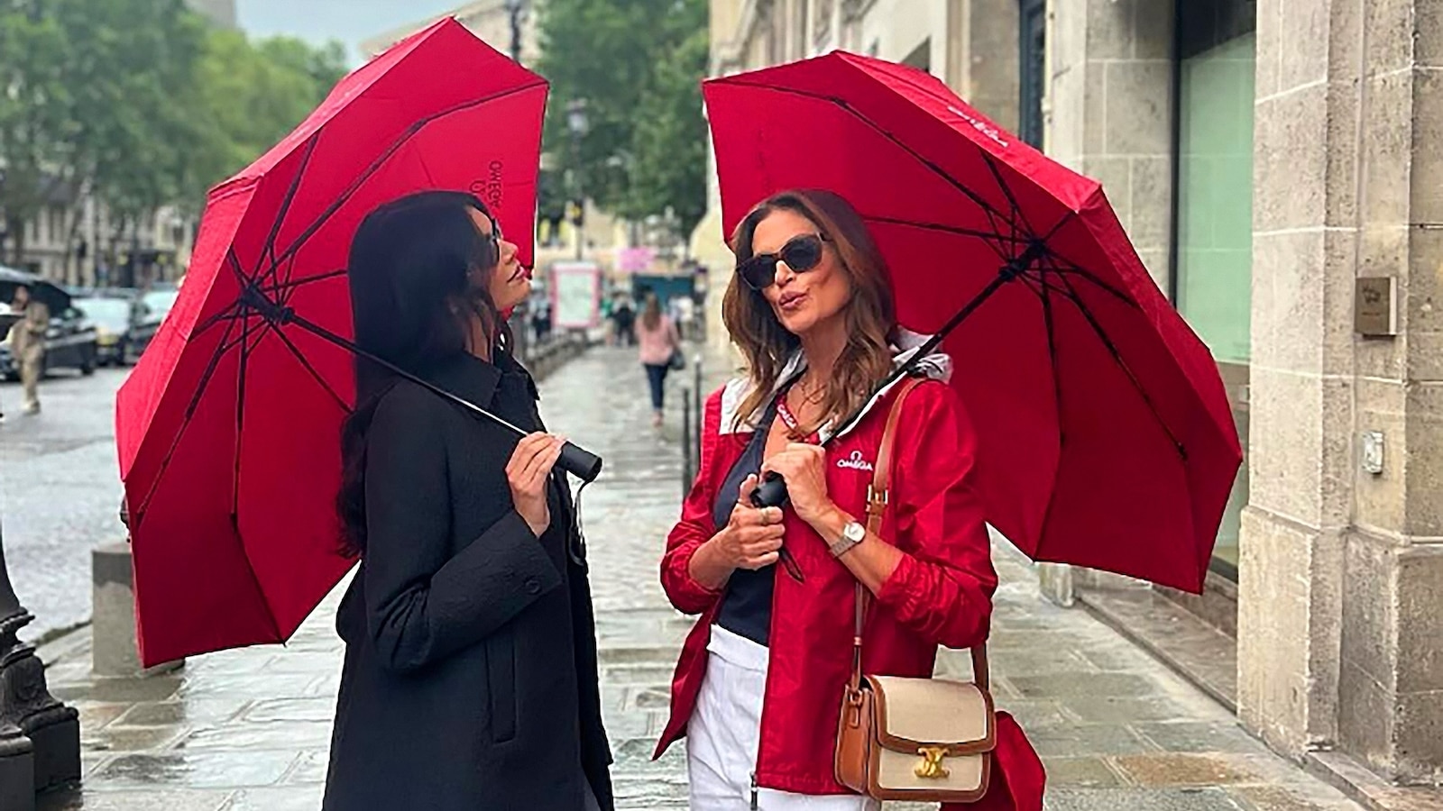 Cindy Crawford and Kaia Gerber: A Chic Mother-Daughter Duo at the Paris Olympics