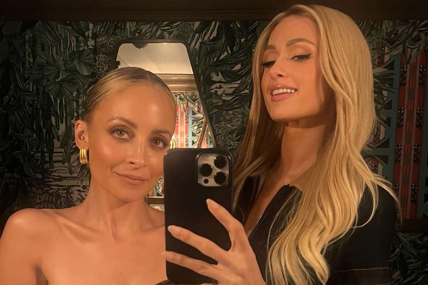 Simple Life Reboot: Paris Hilton and Nicole Richie Ready for a New Adventure