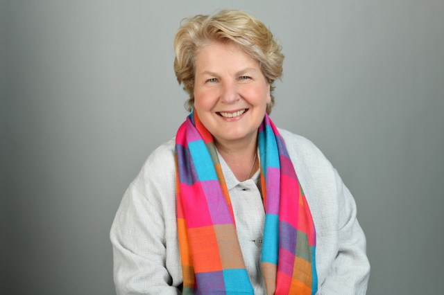 Sandi Toksvig Brings "QI" to the West End 