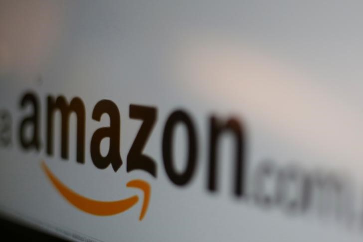 Amazon Shares Plunge on Slowing Sales Growth