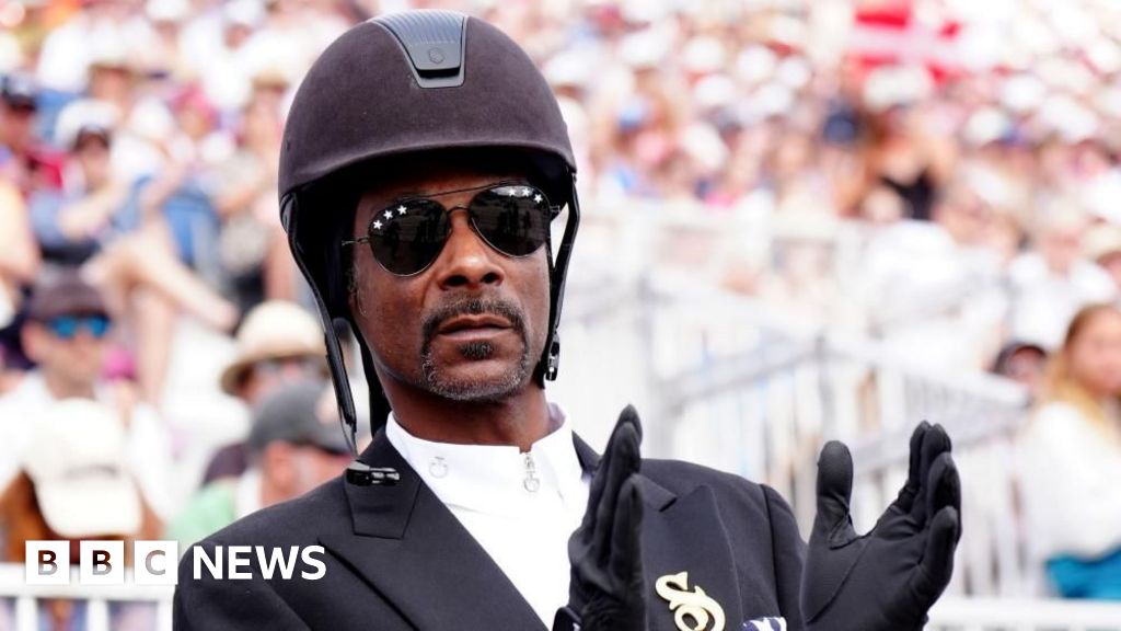 Snoop Dogg: The Olympic Cheerleader Bringing the Heat to Paris 2024