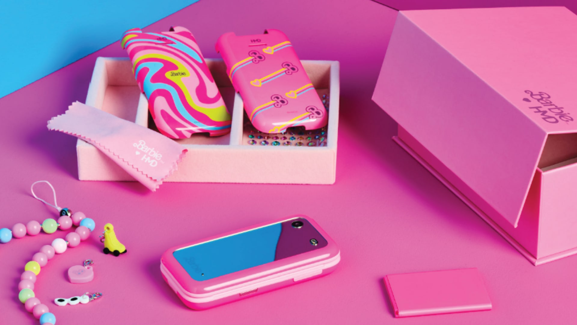  Barbie Phone: Nostalgic Flip Phone  Appeals to Gen Z's Digital Detox