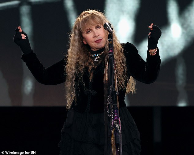 Stevie Nicks's Scottish Butler Receives Public Thanks for Hospital Dash