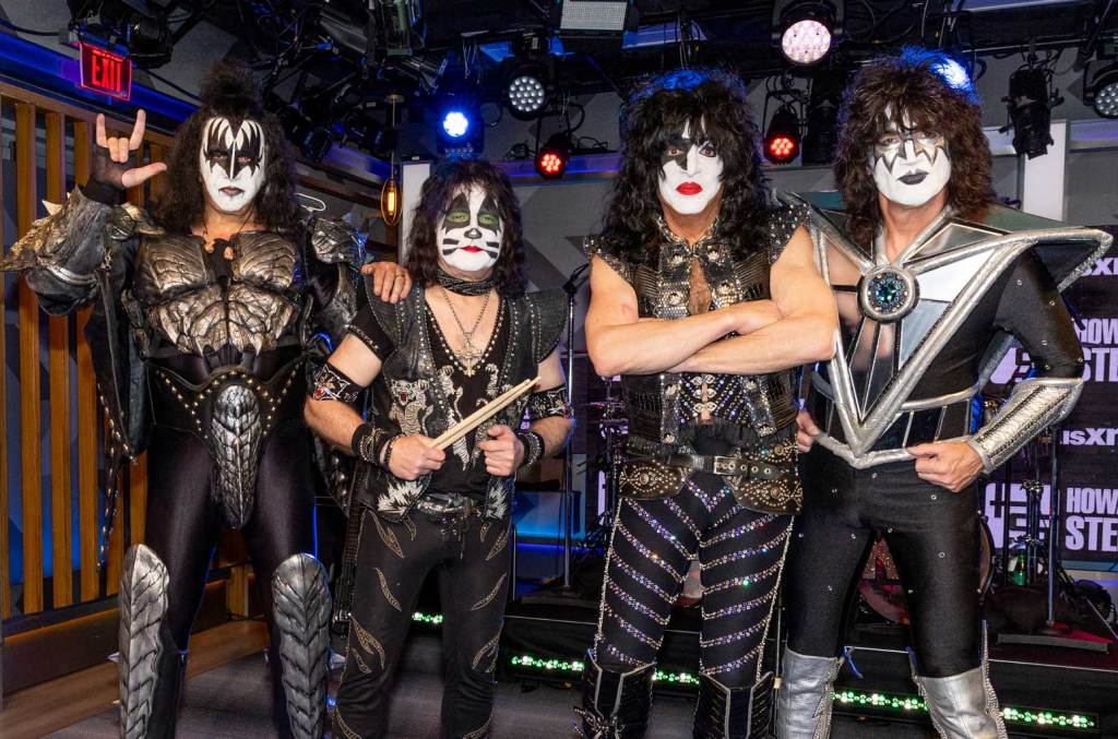 KISS Axed Megadeth Guitarist for Being "Too Short"