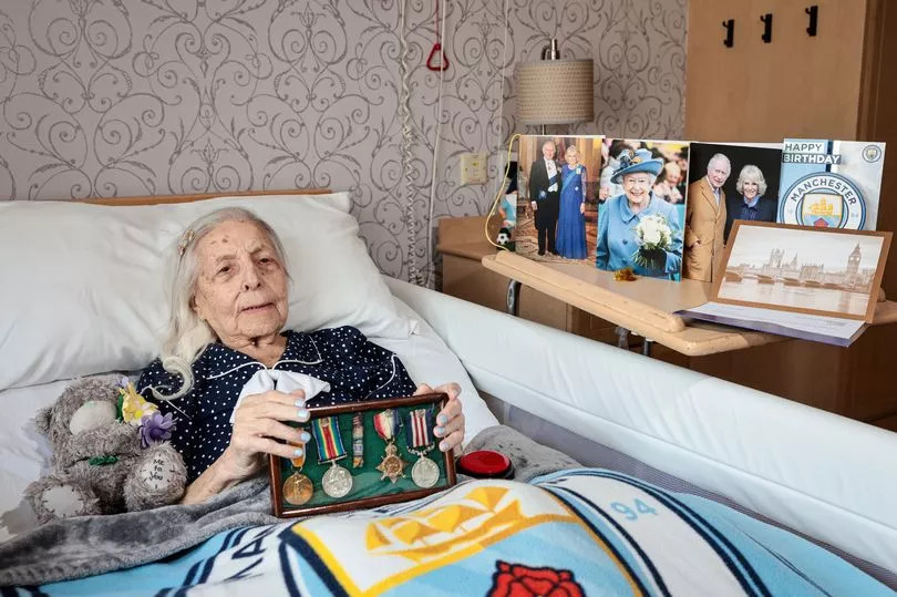 Manchester Woman, 106, Celebrates Birthday With Royal Card and Humour