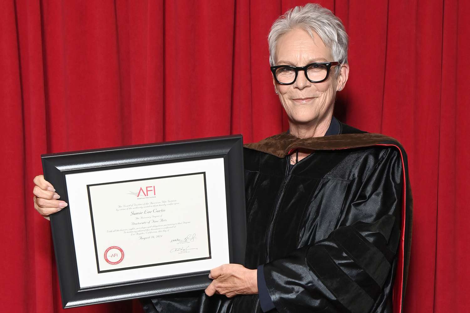 Jamie Lee Curtis Honoured with AFI Honorary Doctorate