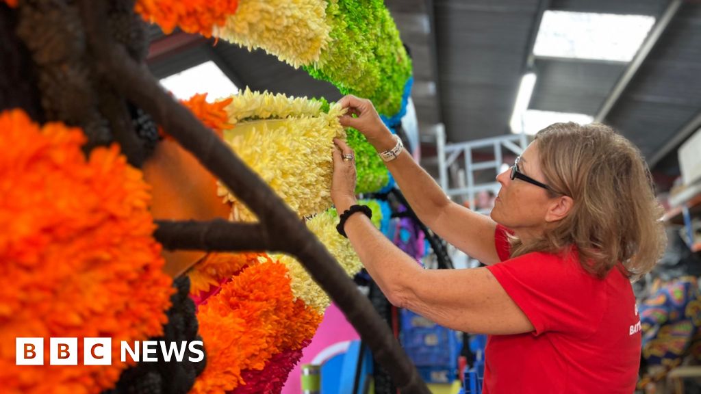 Jersey's 12 Parishes Unite for Battle of Flowers Spectacle