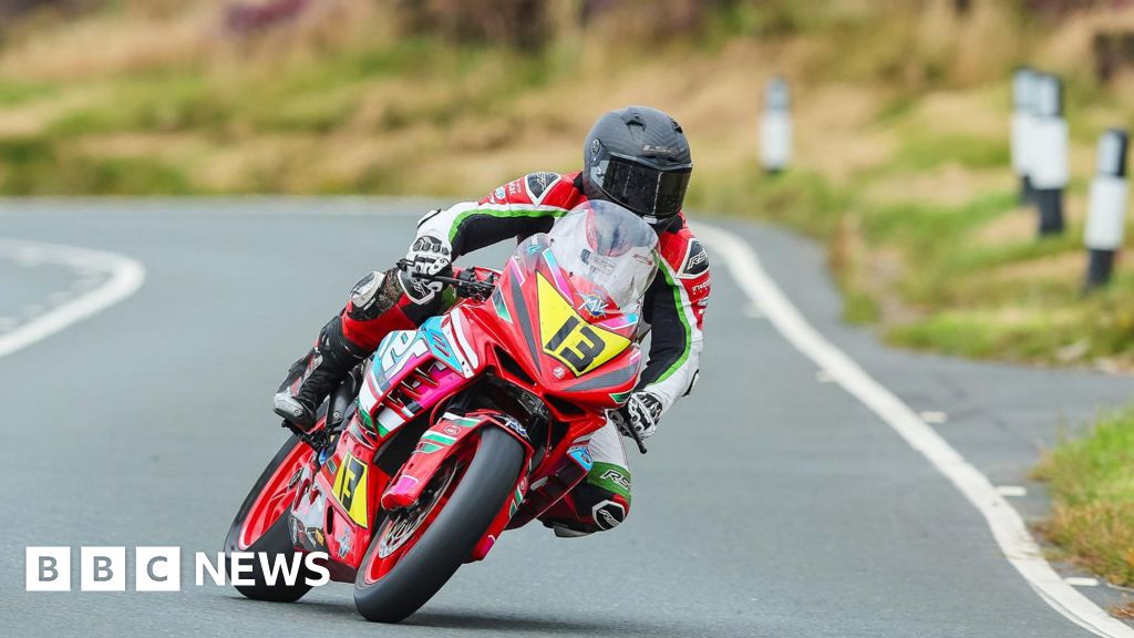 Manx Grand Prix Rider Dies in Qualifying Crash