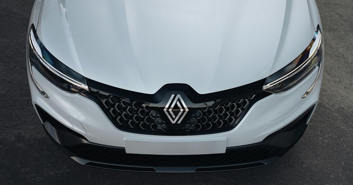 Renault's Hybrid Hesitation: Arkana and Captur Electrification Uncertain