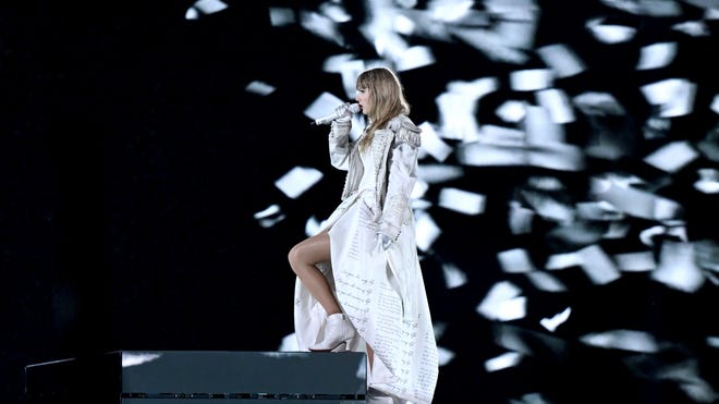 Taylor Swift Drops "I Can Do It With a Broken Heart" Music Video After London Shows 