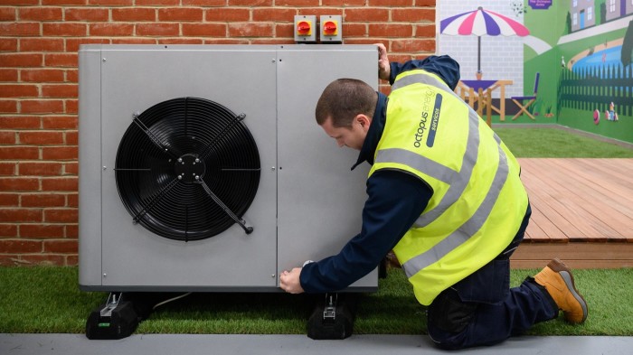 UK Government Cuts Heat Pump Sales Fines Amid Industry Backlash